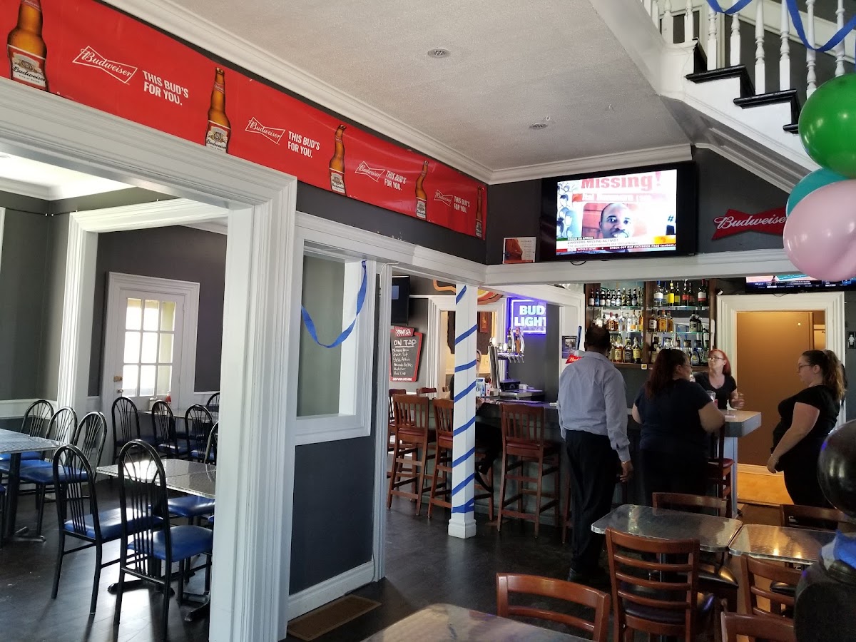 Golden Rooster Restaurant